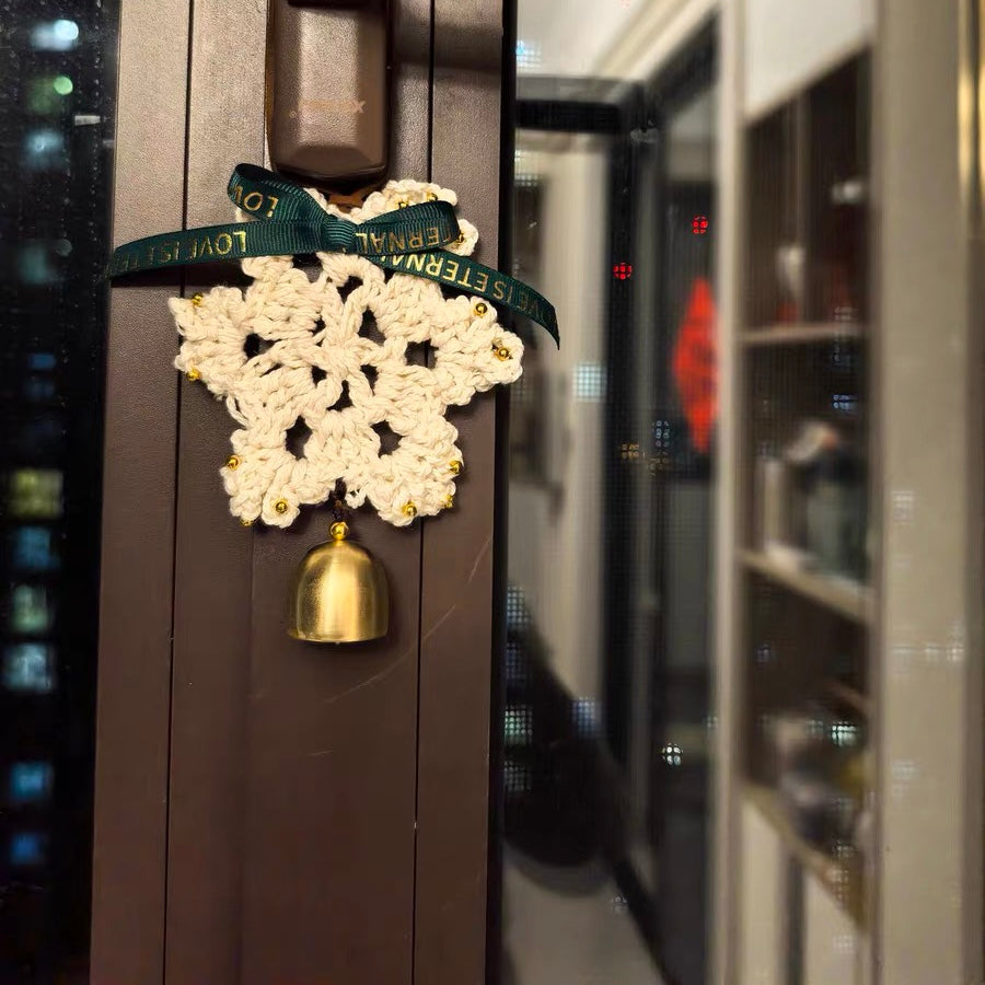 Christmas Snowflake Doorbell Decoration Crochet Set