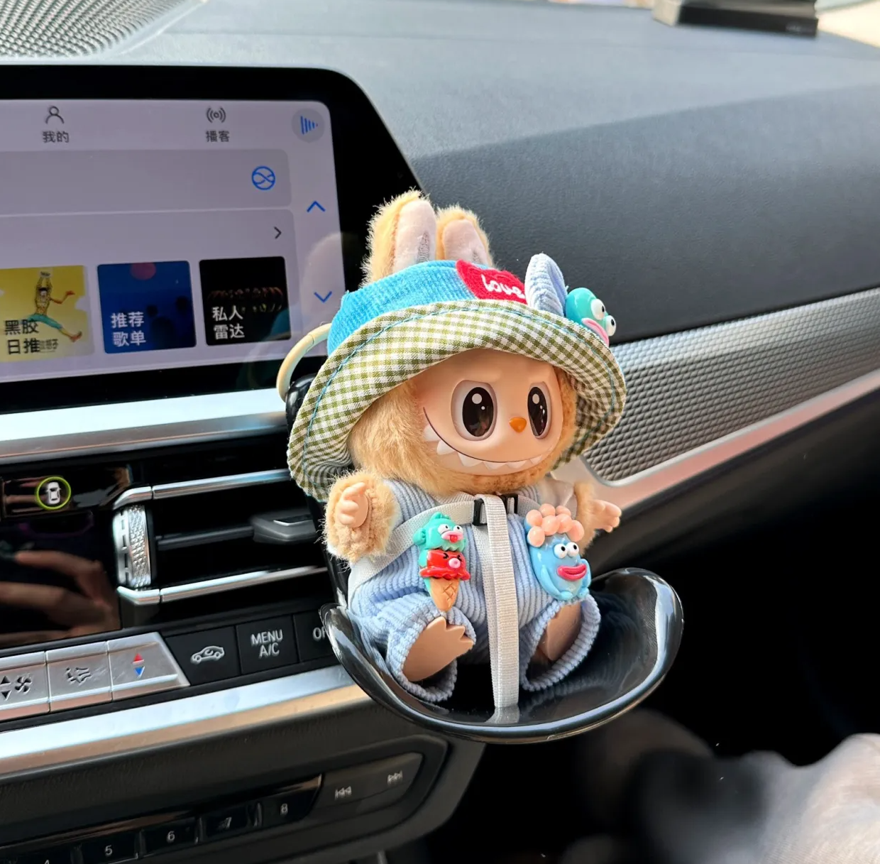 Labubu doll car seat air vent clip car interior cell phone holder ornament