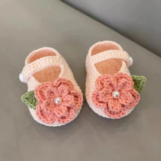 Camellia Crochet Kit Baby Shoes